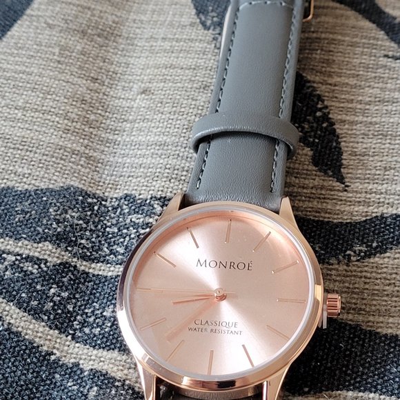 NEW Monroé Classique Watch in Sunburst Solérose